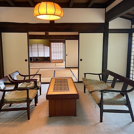 Вилла 甘糟屋敷 Amakasu Yashiki Камакура Экстерьер фото