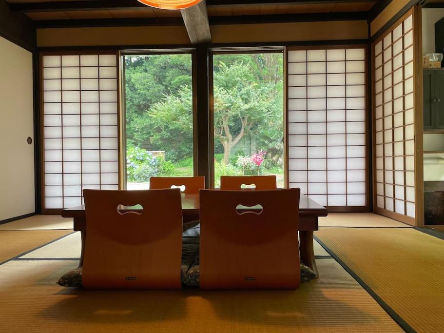Вилла 甘糟屋敷 Amakasu Yashiki Камакура Экстерьер фото
