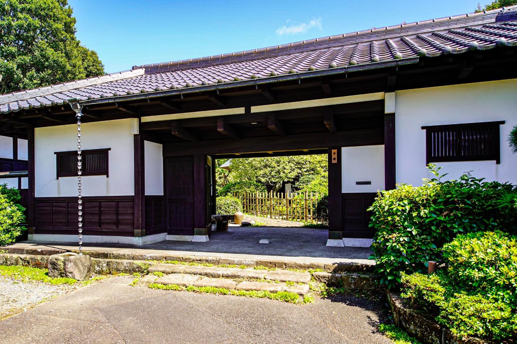 Вилла 甘糟屋敷 Amakasu Yashiki Камакура Экстерьер фото
